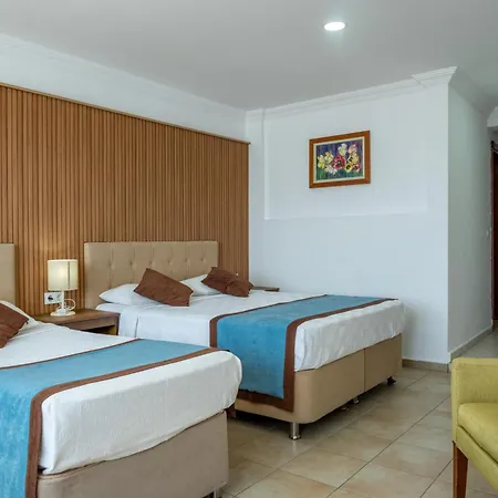 Dinc Nocleg ze śniadaniem 4*