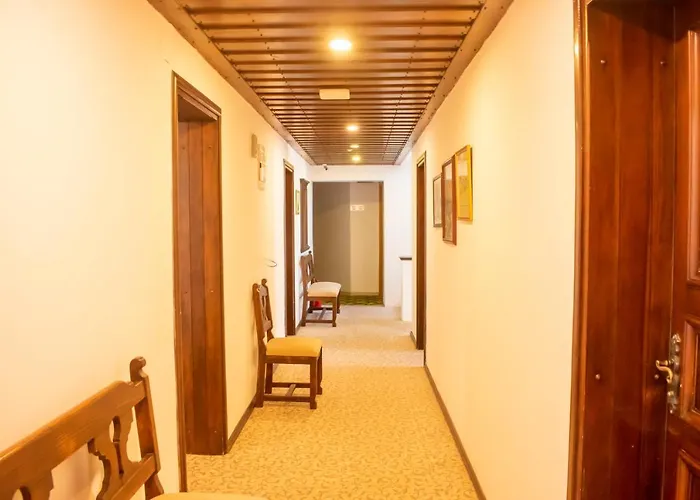 Dinc Bed and Breakfast 4*