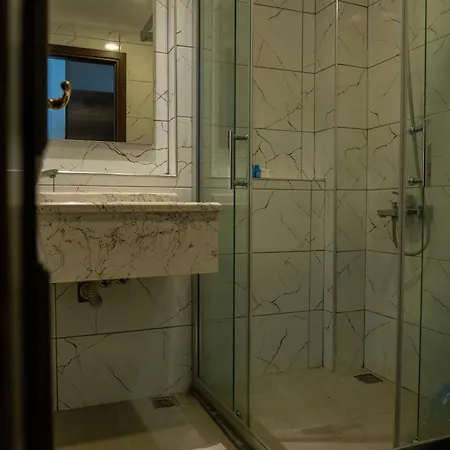 Dinc Bed & Breakfast