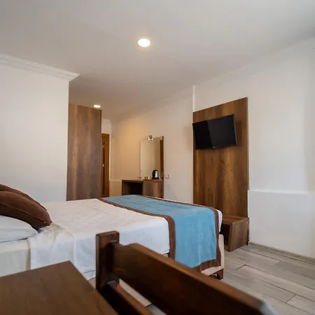 Dinc Bed & Breakfast 3*