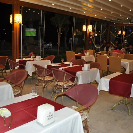 לינה וארוחת בוקר Dinc