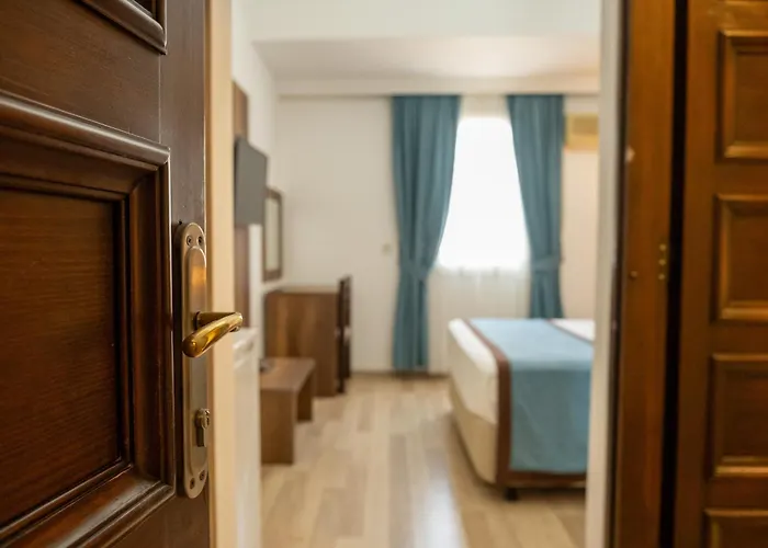 Couette-café Dinc 4*